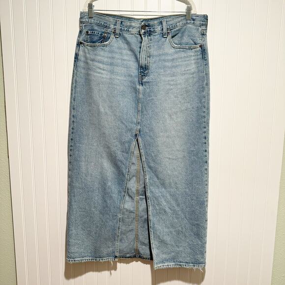 Levis Premium Denim Maxi Skirt Front Slit Size 32 - Picture 2 of 7